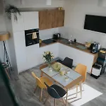 Apartman Dom Na Wydmach Debina *