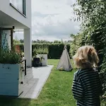 Apartman Dom Na Wydmach Debina *